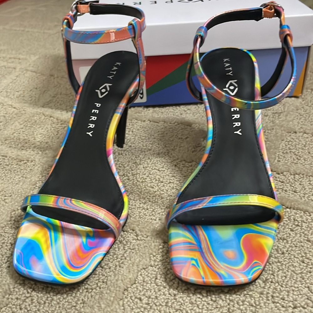 Katy Perry Vivvian Rainbow Multi Sandal Size 7.5 - Picture 12 of 12